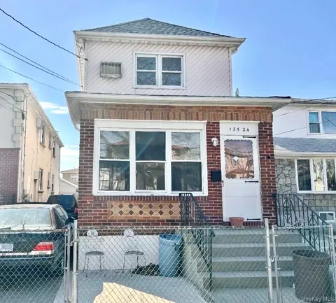 135-24 126th St, New York, NY 11420