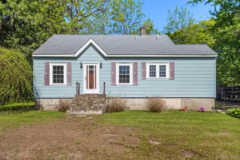 189 Lakeside Rd, Newburgh, NY 12550