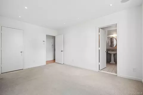Bedroom - 32 The Xing, Purchase, NY 10577 photo 6 of 6