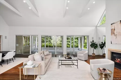 Living - 32 The Xing, Purchase, NY 10577 photo 1 of 2