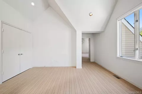 Bedroom - 32 The Xing, Purchase, NY 10577 photo 4 of 6