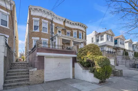 8524 125th St, New York, NY 11415