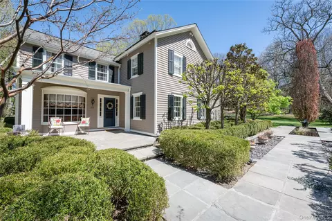 516 Pound Ridge Rd, Bedford, NY 10506
