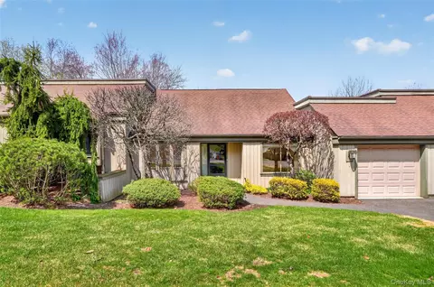 958 Heritage Hls #B, Somers, NY 10589