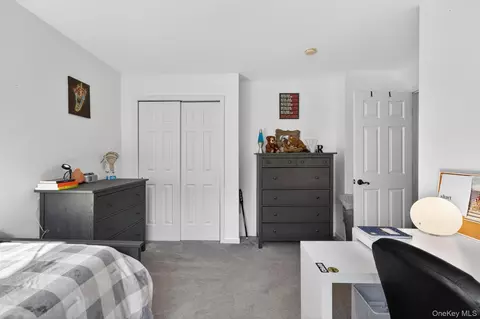Bedroom - 195 Eagleton Dr, Monroe, NY 10950 photo 4 of 4