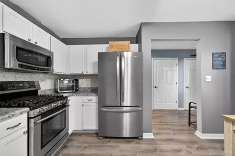 Kitchen - 195 Eagleton Dr, Monroe, NY 10950 photo 2 of 2