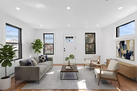 12619 115th Ave, New York, NY 11420