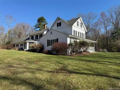Exterior - 110 Eldred Yulan Rd, Highland, NY 12732 photo 2 of 7