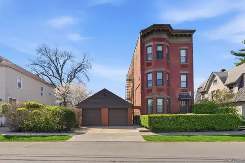 35 S Devoe Ave, Yonkers, NY 10705