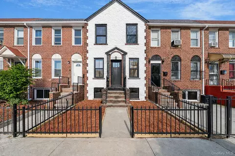 1139 Brooklyn Ave, Brooklyn, NY 11203