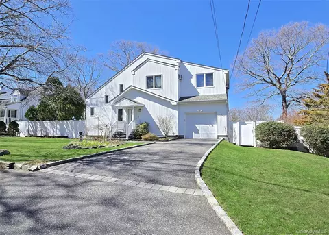 122 Curtis Dr, Sound Beach, NY 11789