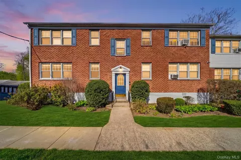 121 Columbus Ave #1B, Harrison, NY 10604