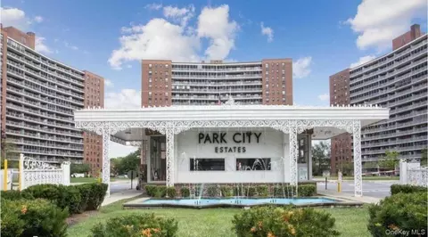 61-35 98 St #5B, Rego Park, NY 11374