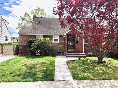 398 Hendrickson Ave, Valley Stream, NY 11580