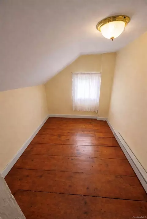 Bedroom - 542 Mitchell Hollow Rd, Windham, NY 12496 photo 1 of 3