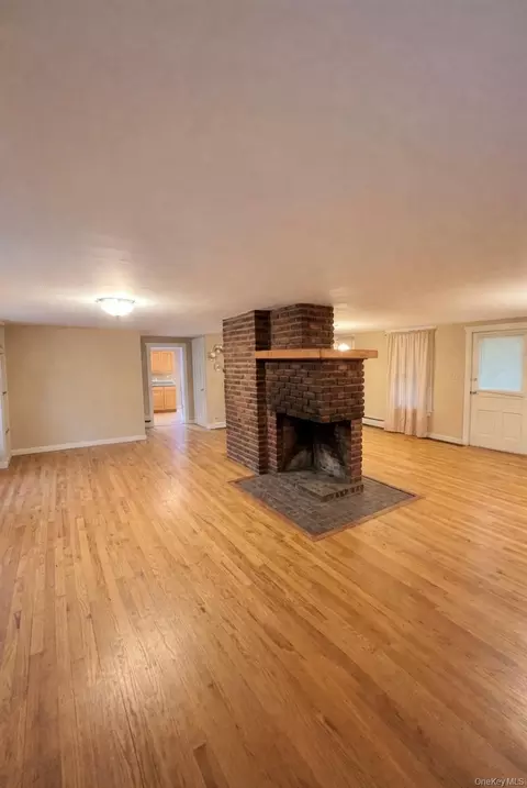 Living - 542 Mitchell Hollow Rd, Windham, NY 12496 photo 1 of 5