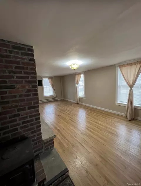 Living - 542 Mitchell Hollow Rd, Windham, NY 12496 photo 5 of 5