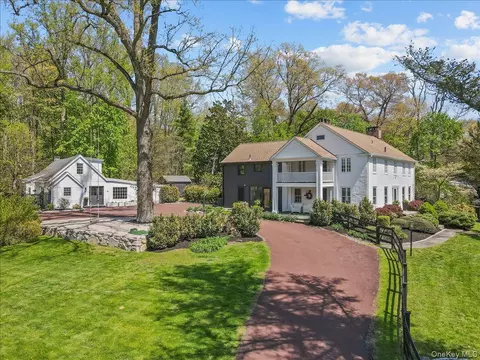 159-161 Chappaqua Rd, Briarcliff Manor, NY 10510