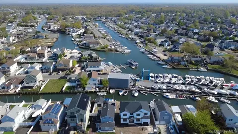 2845 Alder Rd, Bellmore, NY 11710