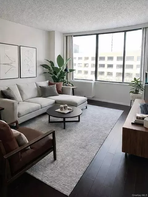 6254 97th Pl #4G, New York, NY 11374