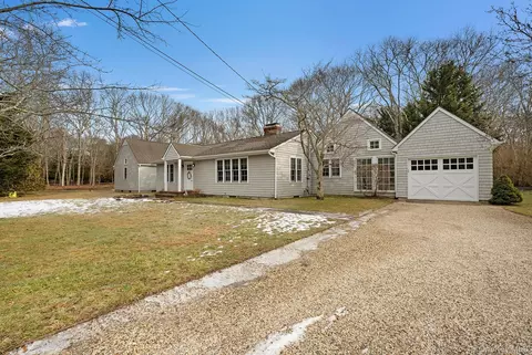 30 Sagg Rd, Bridgehampton, NY 11932