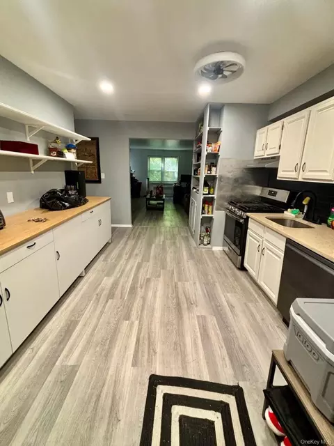 255 Bronx River Rd #6J, Yonkers, NY 10704