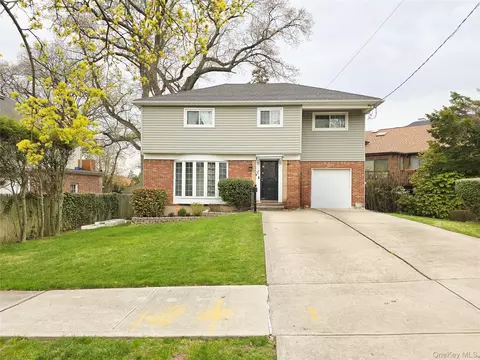 241-11 52nd Ave, New York, NY 11362