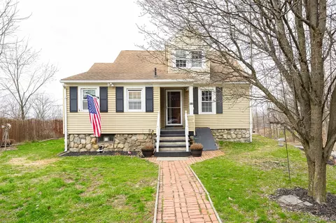 23 Howard Rd, La Grange, NY 12603