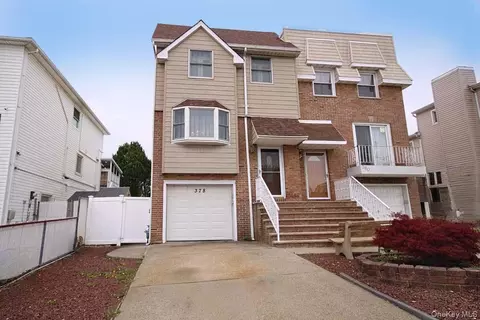 378 Gurley Ave, Staten Island, NY 10308