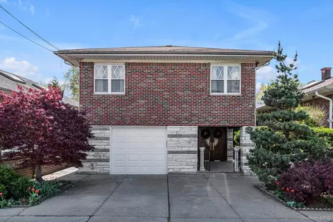 328 149th Pl, New York, NY 11357