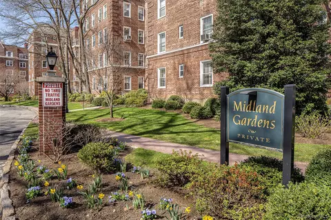 6 Midland Gdns #4B, Bronxville, NY 10708