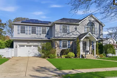 2185 Howard Pl, Bellmore, NY 11710