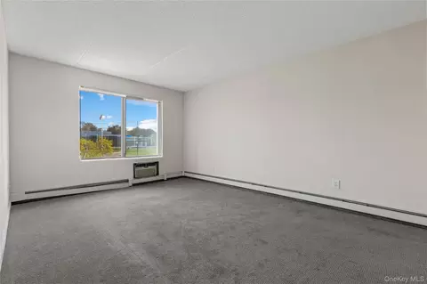 Living - 560 Halstead Ave #3B, Harrison, NY 10528 photo 3 of 3