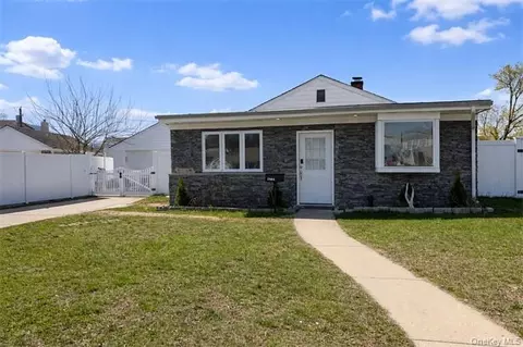 2504 Cypress Ave, East Meadow, NY 11554