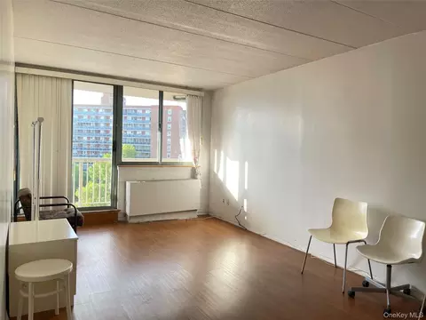 97-12 63rd Dr #8B, New York, NY 11374