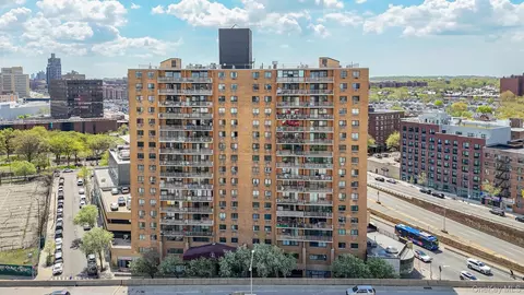 92-29 Queens Blvd #16H, New York, NY 11374