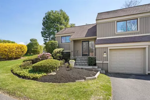 599 Heritage Hills Dr #A, Somers, NY 10589