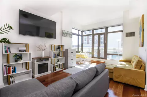 175 Huguenot St #703, New Rochelle, NY 10801