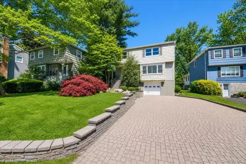 983 Palmer Ave, Mamaroneck, NY 10543