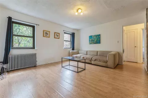 144-14 77 Rd #3A, Flushing, NY 11367 photo 2