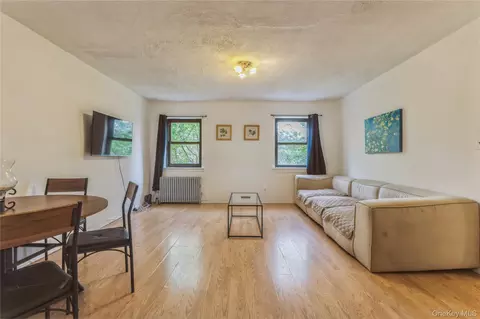 144-14 77 Rd #3A, Flushing, NY 11367