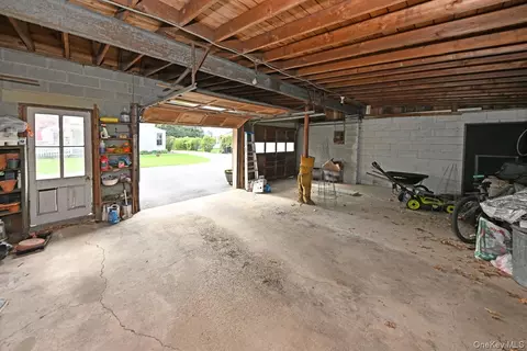 Exterior - 278 Cherry Ln, Ramapo, NY 10901 photo 5 of 7
