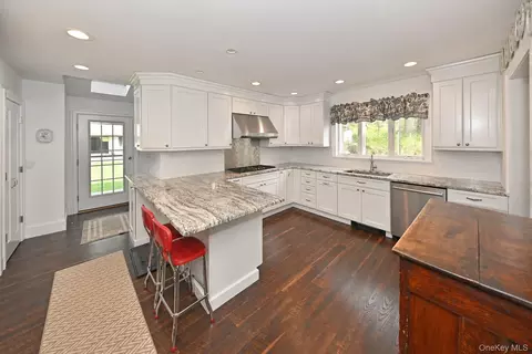 Kitchen - 278 Cherry Ln, Ramapo, NY 10901 photo 1 of 3
