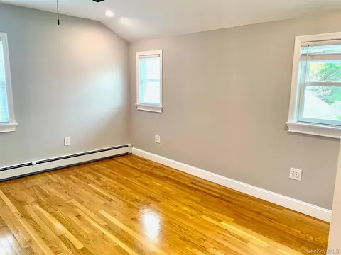 Bedroom - 435 Middle Rd, Riverhead, NY 11901 photo 1 of 4