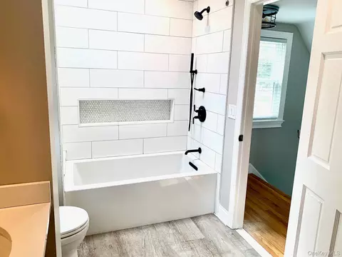 Bath - 435 Middle Rd, Riverhead, NY 11901 photo 3 of 3