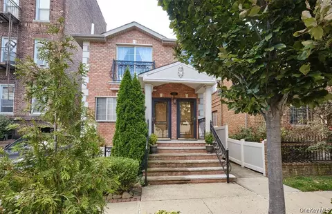 84-34 120 St, Kew Gardens, NY 11415