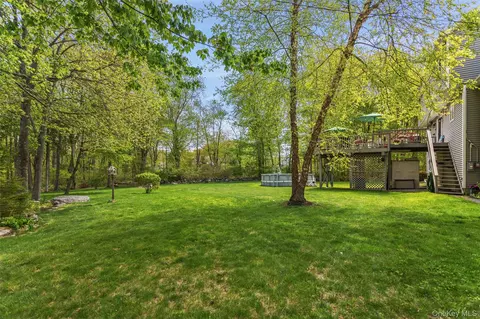 Exterior - 754 Milltown Rd, Southeast, NY 10509 photo 8 of 12