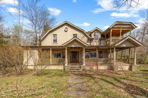 18 Barley Rd, Big Indian, NY 12410