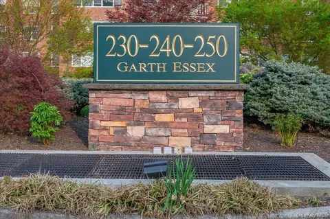 230 Garth Rd #7D1, Scarsdale, NY 10583