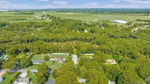 Midway Drive, Riverhead, NY 11901 photo 8